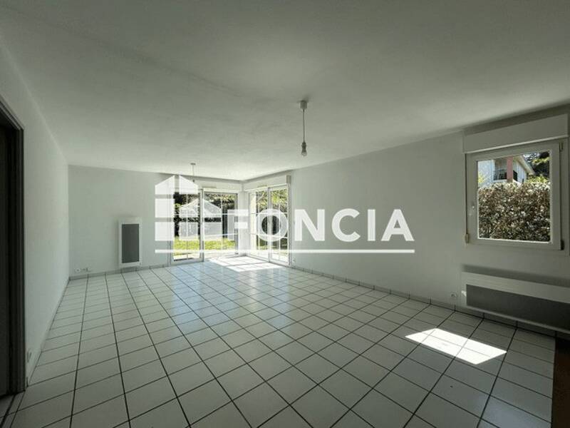 Maison à louer, 83m², PUJOLS