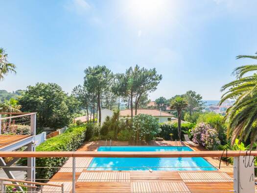 Maison à vendre 3 950 000 € 8 pièces 5 chambres 306 m² 2 060 m² de terrain Labordotte-La Colline Biarritz 64200