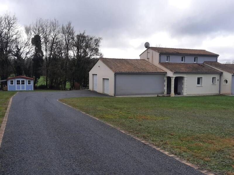 Maison à vendre, 130m², JONZAC