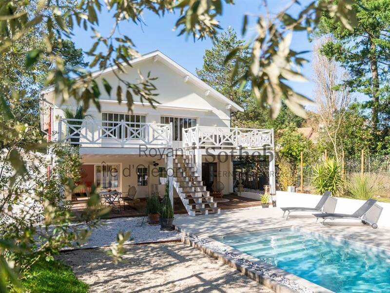 Maison à vendre, 261m², SAINT GEORGES DE DIDONNE