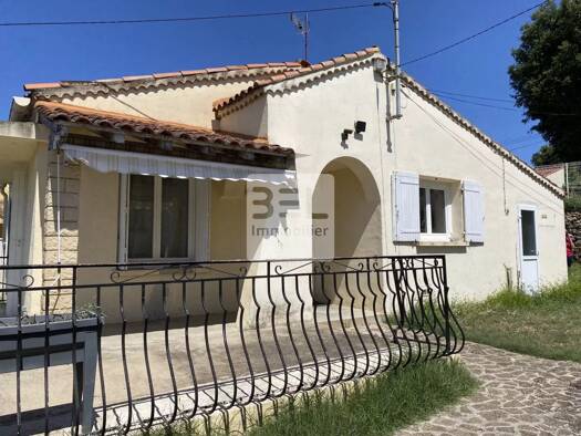 Villa à vendre 185 000 € 4 pièces 2 chambres 76,7 m² 427 m² de terrain Connaux 30330