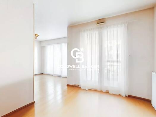 Appartement à vendre 550 000 € 3 pièces 2 chambres 59 m² Étage 2/4 Peri-Brossolette Montrouge 92120