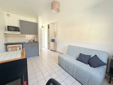 Appartement à louer 380 € 1 pièce 17 m² Couronne Centrale Bourges 18000