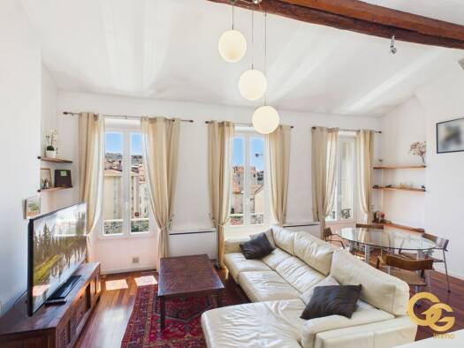 Duplex à vendre 600 000 € 4 pièces 3 chambres 76 m² Étage 4/4 Petit Juas Cannes 06400
