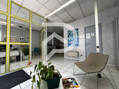 Immeuble à vendre 159 000 € 240 m² Centre Lezignan Corbieres 11200
