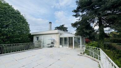 Maison à vendre 850 000 € 8 pièces 6 chambres 300 m² 2 325 m² de terrain Dardilly 69570