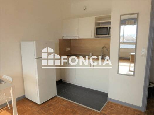 Appartement à louer 445 € 1 pièce 30,9 m² 5ème étage Le Centre-Centre Ville Roanne 42300