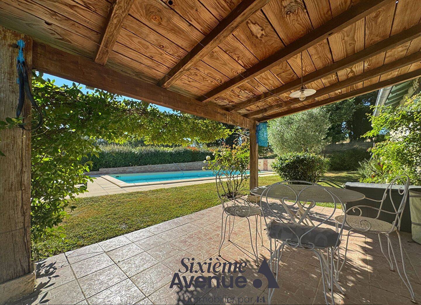 Maison à vendre, 170m², LA SAUZIERE SAINT JEAN