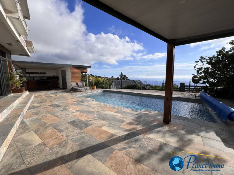 Maison à vendre, 245m², LES TROIS BASSINS
