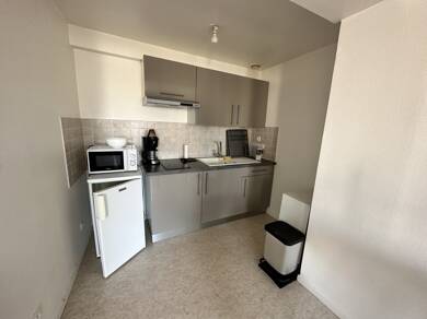 Appartement à louer 450 € 2 pièces 1 chambre 45,8 m² 2ème étage Centre-Léon Bourgeois Chalons en Champagne 51000