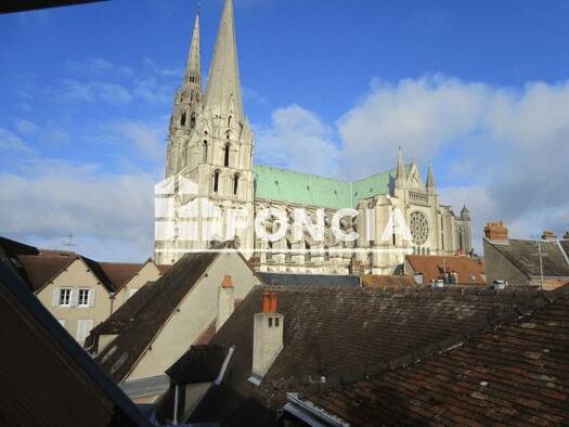 Appartement à louer 713 € 3 pièces 2 chambres 80 m² 3ème étage Haute Ville-Basse Ville Chartres 28000