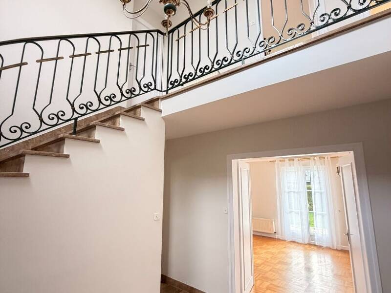 Maison à louer, 120m², PLUMELEC