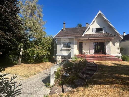 Maison à vendre 294 000 € 6 pièces 5 chambres 115 m² 1 842 m² de terrain Moret-Loing-et-Orvanne 77250