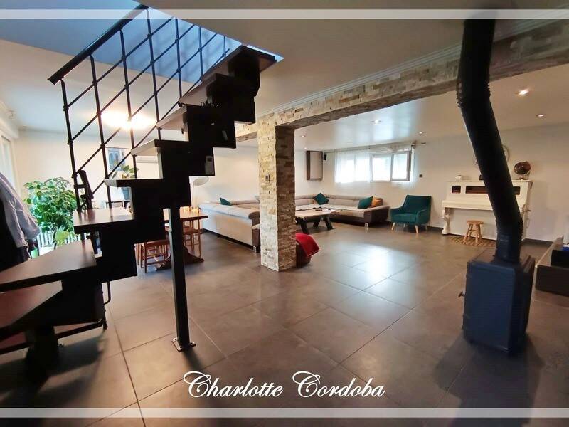 Maison à vendre, 140m², COLAYRAC SAINT CIRQ