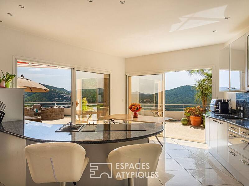 Maison à vendre, 320m², LA LONDE LES MAURES