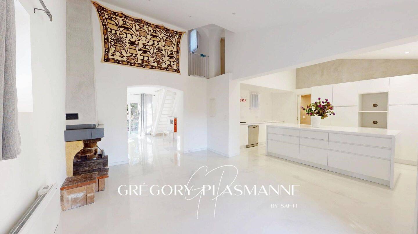 Maison à vendre, 115m², SAINTE ANASTASIE SUR ISSOLE