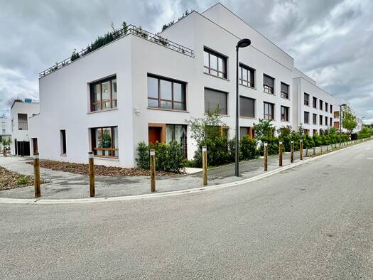 Appartement à vendre 195 000 € 2 pièces 1 chambre 49 m² RDC/4 Zone Agricole Cergy 95800