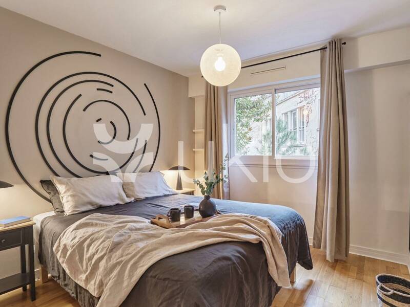 Maison à louer, 83m², PARIS 16E
