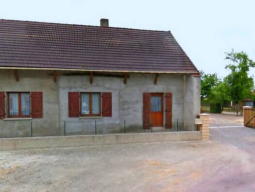 Maison de plain-pied à vendre 139 000 € 2 pièces 2 chambres 85 m² 1 182 m² de terrain St Maurice en Riviere 71620