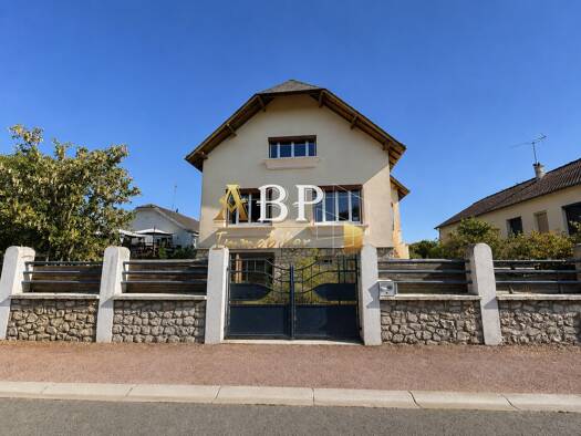 Maison à vendre 169 000 € 4 pièces 3 chambres 102,52 m² 619 m² de terrain Marboué 28200