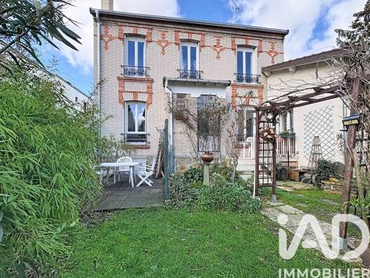 Maison à vendre 745 000 € 5 pièces 3 chambres 154 m² 273 m² de terrain Glatz-Miviere Bois-Colombes 92270