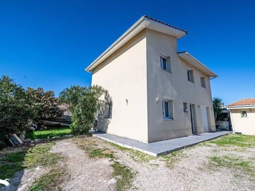 Maison à vendre 416 960 € 5 pièces 4 chambres 123 m² 570 m² de terrain Sud Bassens 33530