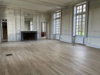 Appartement à louer 920 € 4 pièces 3 chambres 183 m² RDC Croutelle 86240