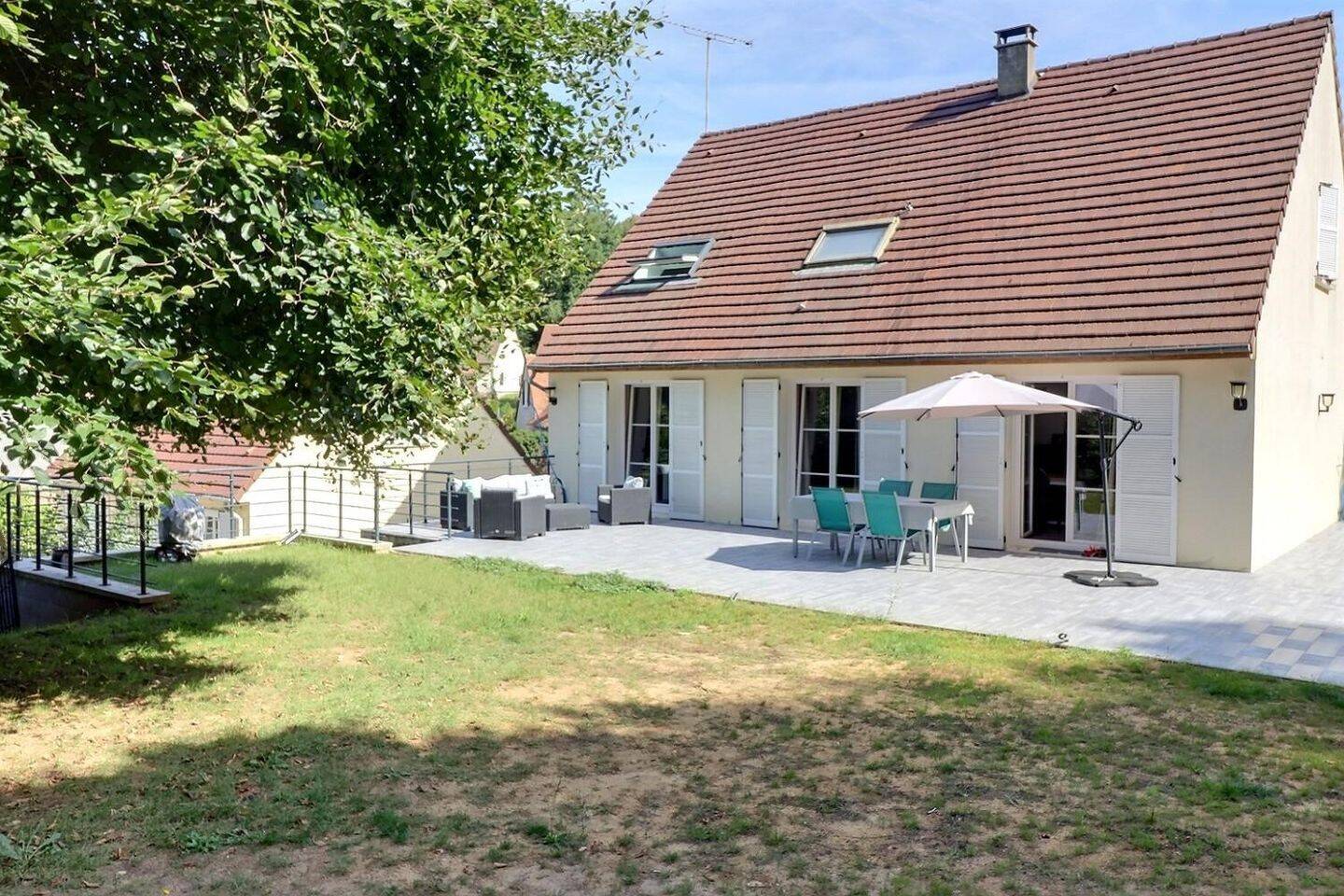 Maison à vendre, 160m², VERNEUIL EN HALATTE