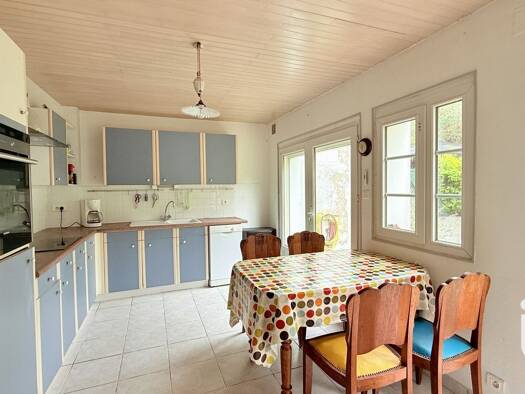 Maison de ville à vendre 281 000 € 5 pièces 5 chambres 155 m² 335 m² de terrain Kerfeunteun Quimper 29000