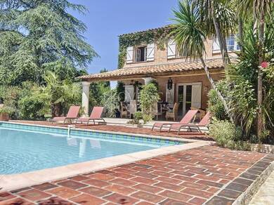 Maison à vendre 949 000 € 11 pièces 6 chambres 300 m² 2 700 m² de terrain Le Val 83143