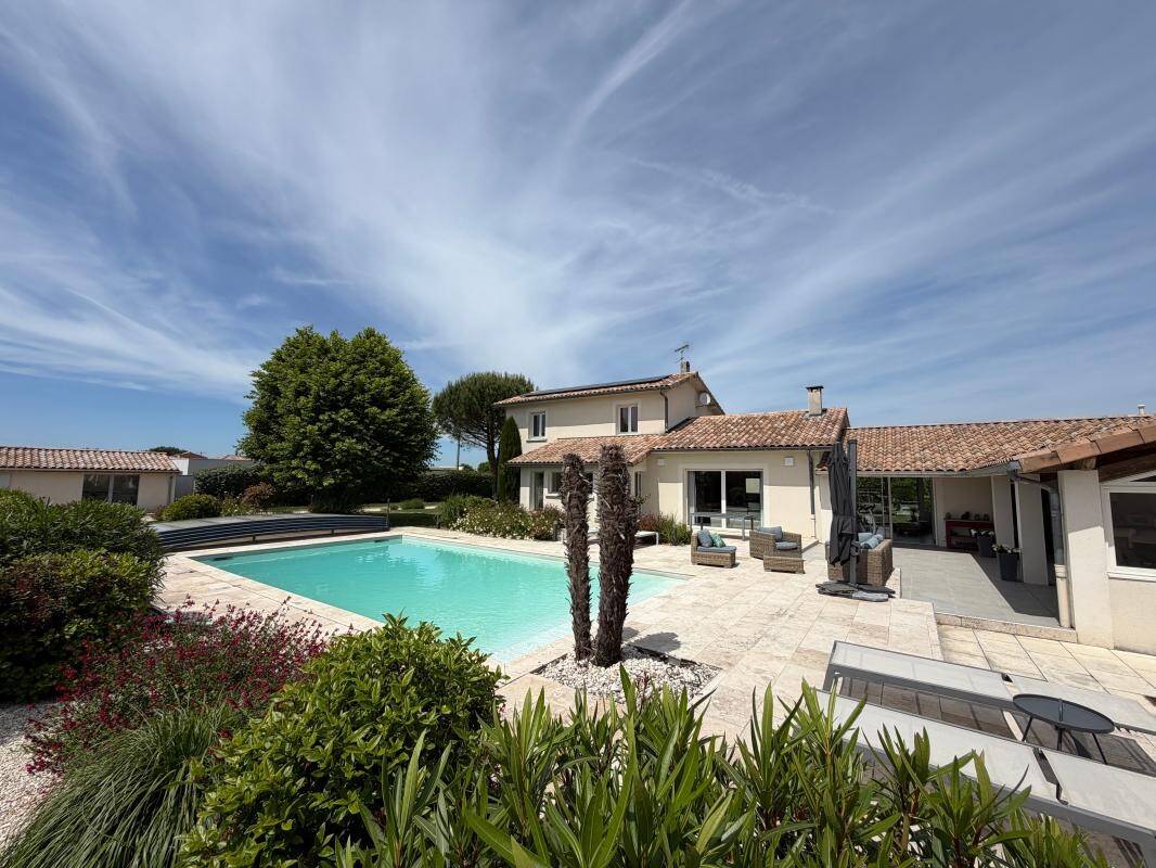 Maison à vendre, 246m², CHATUZANGE LE GOUBET