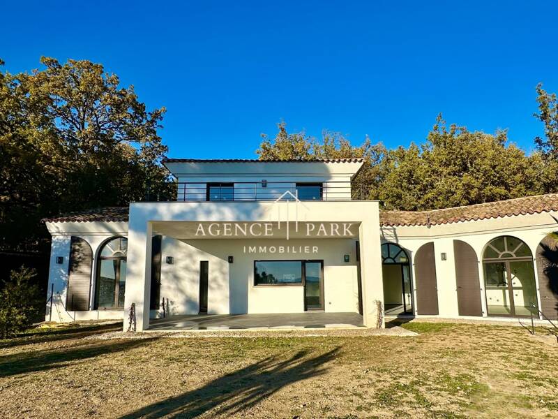 Maison à louer, 170m², DRAGUIGNAN