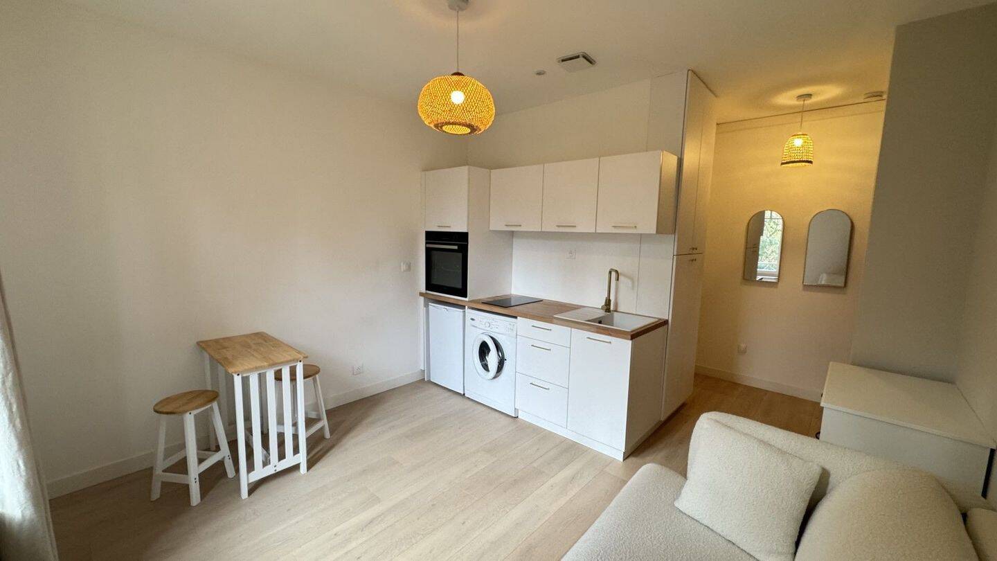 Maison à louer, 18m², TASSIN LA DEMI LUNE