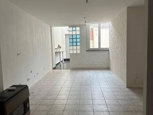 Local commercial à vendre 183 400 € 144 m² de surface de vente Cambrai 59400