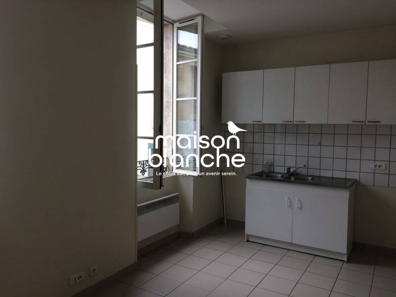 Maison à louer, 54m², GUITRES