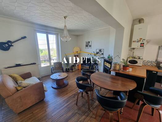 Maison à vendre 309 000 € 4 pièces 3 chambres 63 m² 250 m² de terrain Frépillon 95740