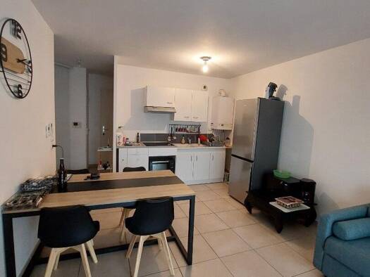 Appartement à louer 615 € 2 pièces 1 chambre 45 m² 1er étage Ouest Le Péage-de-Roussillon 38550