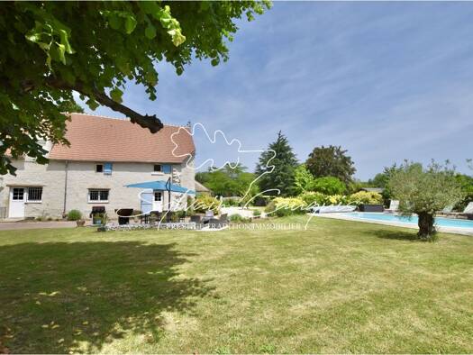 Maison à vendre 730 000 € 12 pièces 5 chambres 367 m² 3 219 m² de terrain Fay-aux-Loges 45450