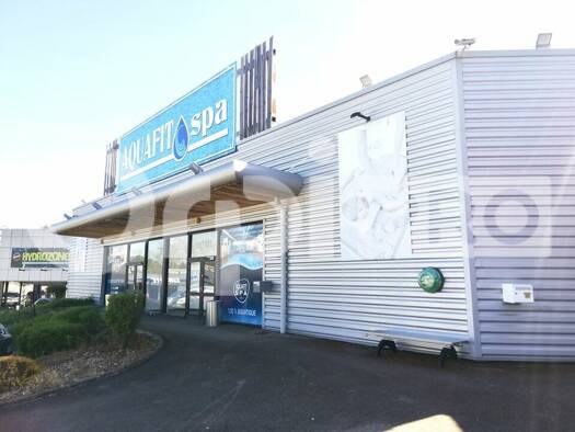 Local commercial à louer 9 250 € 1 030 m² de surface de vente Feytiat 87220