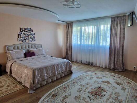 Maison à vendre 850 000 € 8 pièces 7 chambres 191 m² 397 m² de terrain Le Bois de Gaumont Villiers-sur-Marne 94350