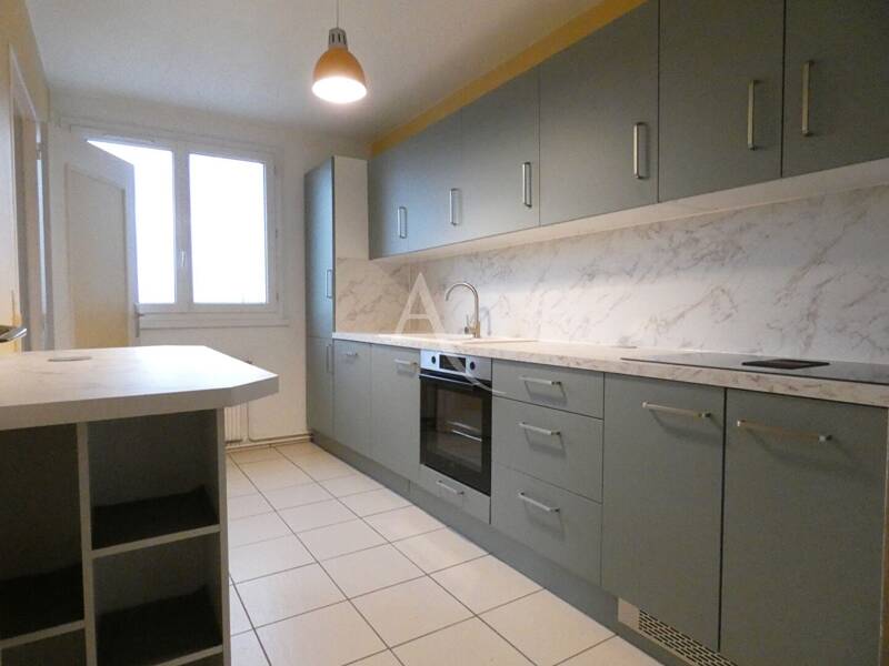 Maison à louer, 50m², NEUVILLE AUX BOIS