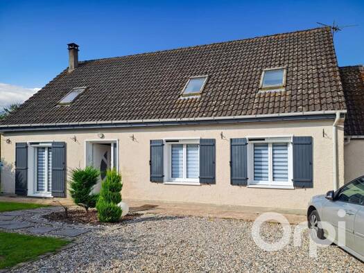 Maison à vendre 233 000 € 7 pièces 6 chambres 148 m² 833 m² de terrain Le Coudray-Saint-Germer 60850