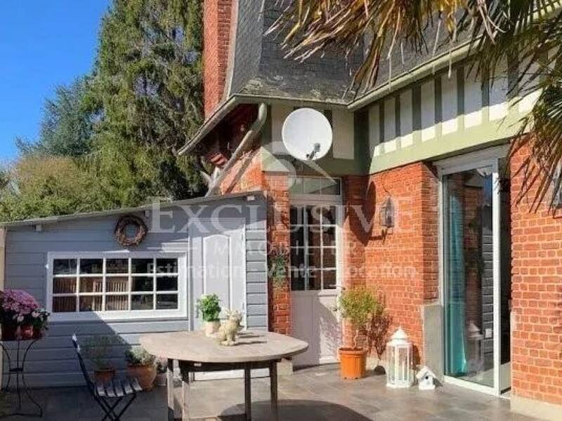 Maison à vendre, 145m², BONNEVILLE SUR TOUQUES