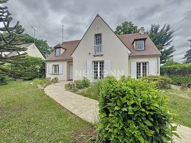 Maison de plain-pied à vendre 699 000 € 8 pièces 5 chambres 196 m² 1 000 m² de terrain Sud Gouvieux 60270