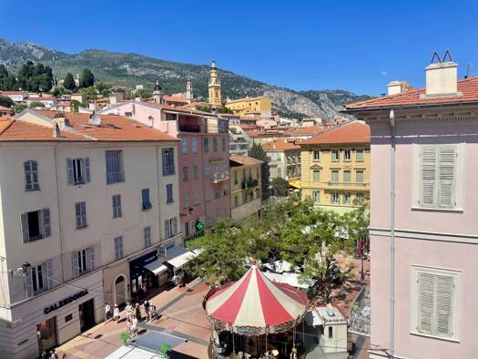 Appartement à vendre 330 000 € 3 pièces 1 chambre 65,04 m² Étage 4/5 Menton 06500