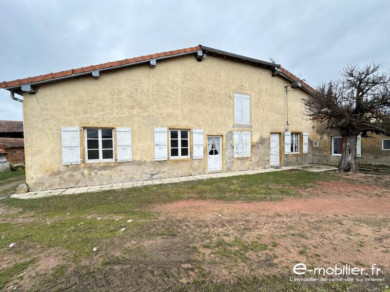 Maison à vendre, 135m², POUILLY SOUS CHARLIEU
