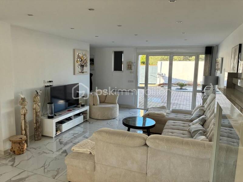 Maison à vendre, 170m², BESSAN