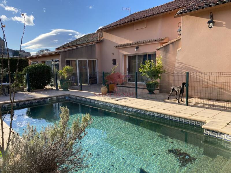 Maison à vendre, 185m², SAINT JEAN DE FOS