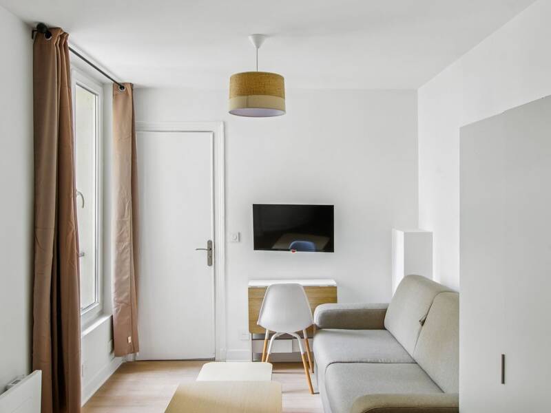 Maison à louer, 16m², PARIS 18E