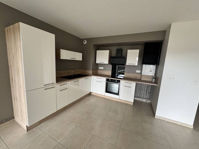 Maison à louer, 54m², MONTROND LES BAINS